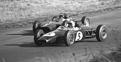 Jack Brabham and Jim Clark, 1964 Oulton Park Gold Cup