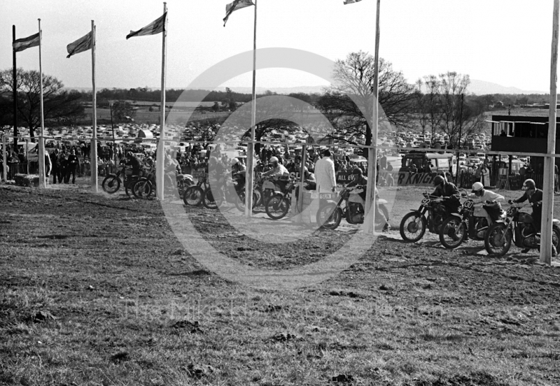 Starting line-up, Hawkstone Park, March 1965.