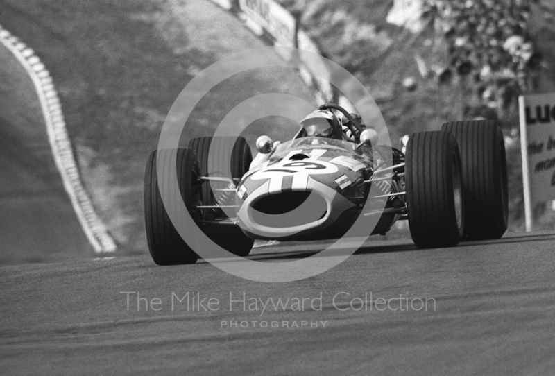 Silvio Moser, Charles Vogele Racing Team Brabham Repco BT20, at Druids Hairpin, Brands Hatch, 1968 British Grand Prix.
