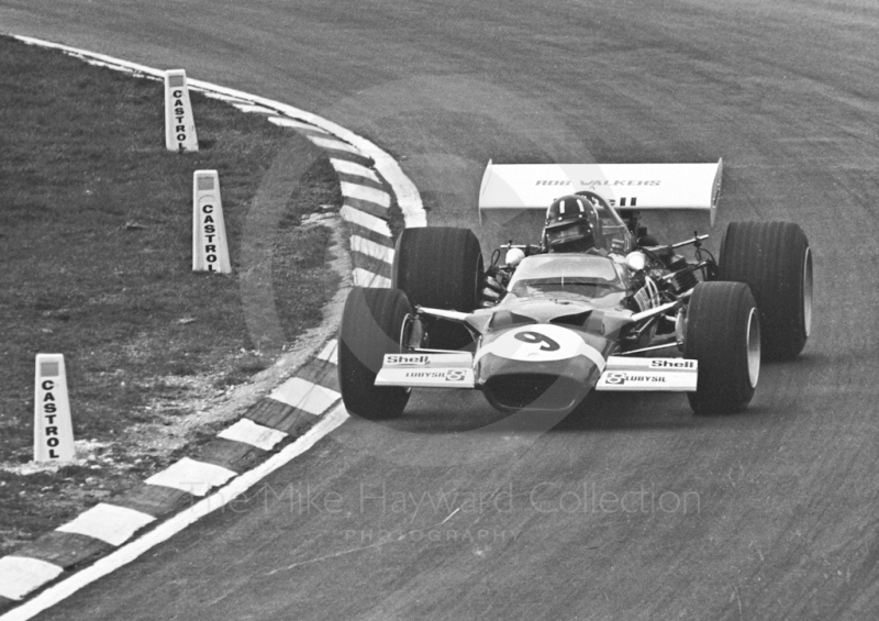 Graham Hill, Brooke Bond Oxo/Rob Walker Lotus 49C at Paddock Bend, Formula One Race of Champions, Brands Hatch, 1970
