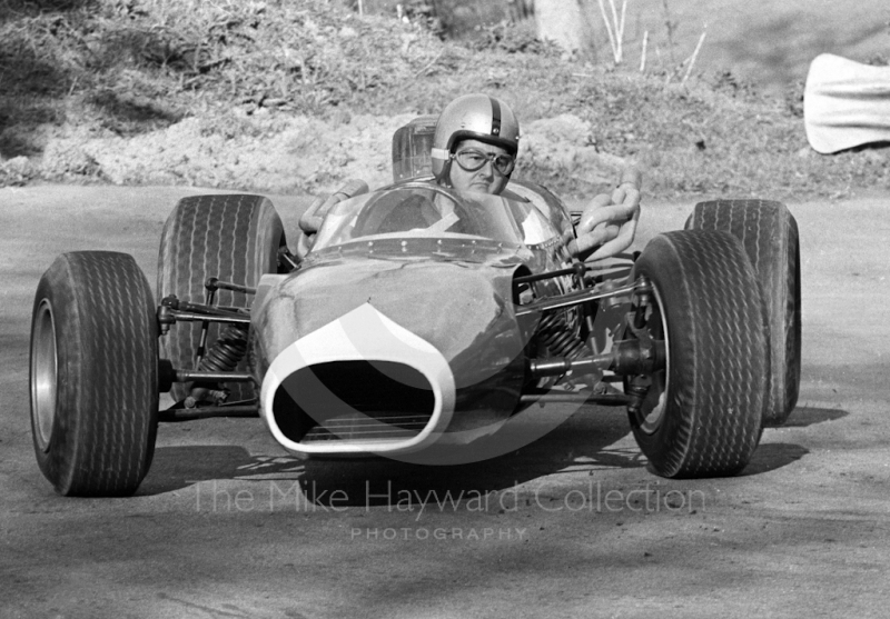 Tony Marsh, Marsh Buick, Wills Trophy meeting, Prescott, May 1968