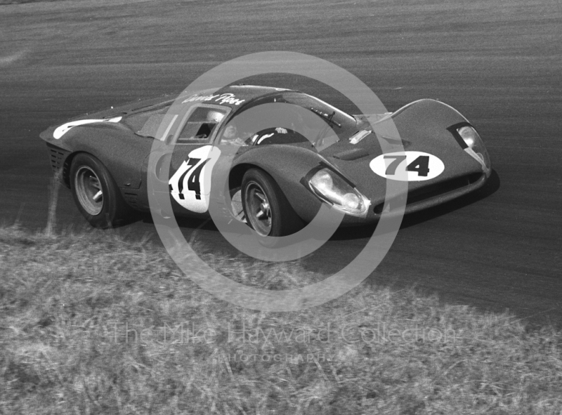 David Piper, Ferrari P4, Oulton Park, Spring Cup 1968.
