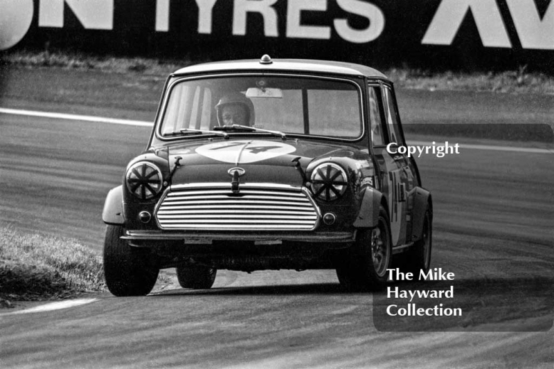 John Handley, British Leyland Mini Cooper S, Oulton Park, Gold Cup meeting 1969.
