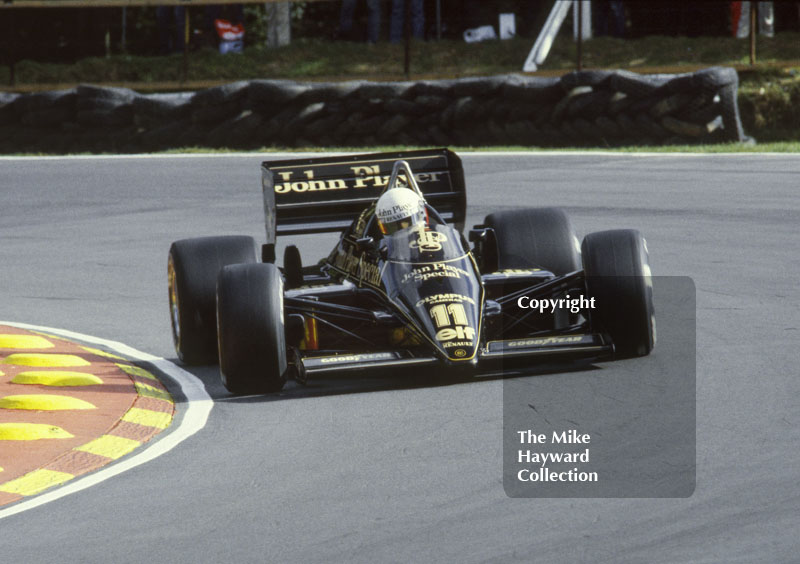 Elio De Angelis, Lotus 97T, Brands Hatch, 1985 European Grand Prix.
