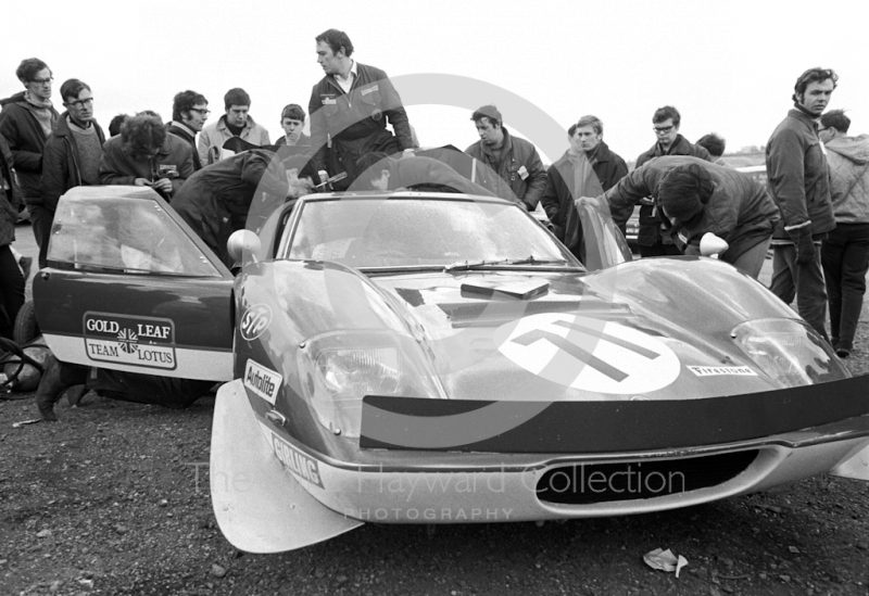 John Miles/Brian Muir, Gold Leaf Team Lotus&nbsp;62, Brands Hatch, BOAC 500 1969.
