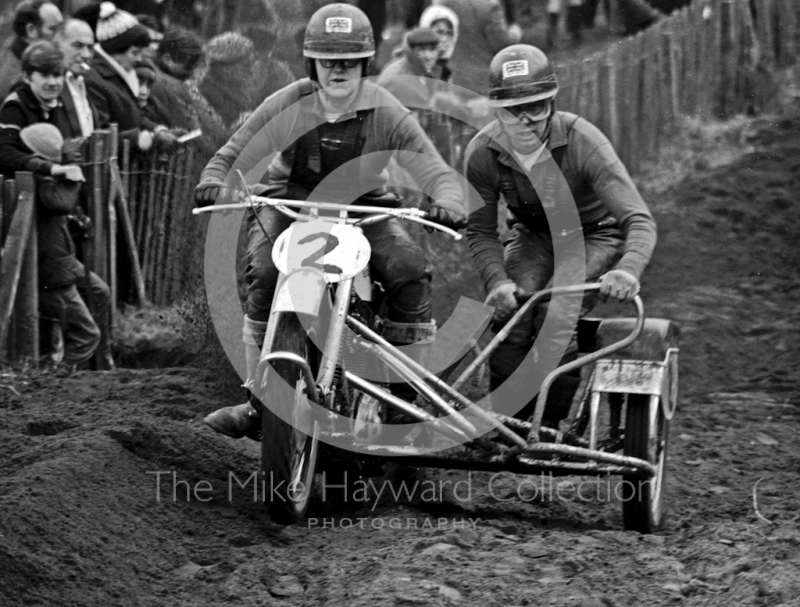 N Thompson, Wasp 650, ACU British Scramble Sidecar Drivers Championship, Hawkstone Park, 1969.