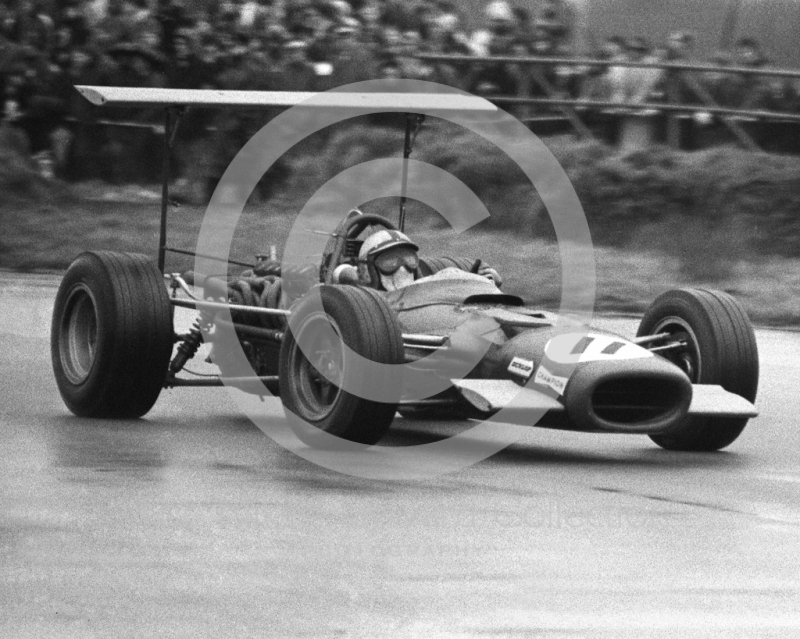 Pedro Rodriguez, BRM P126 V12, on the way to 8th place, at Copse Corner, Silverstone, International Trophy 1969.
