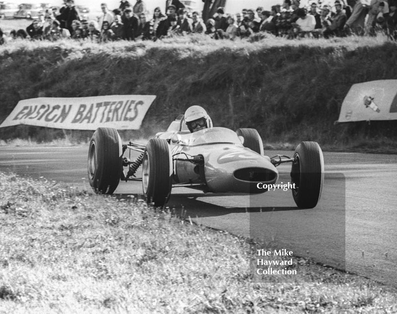 Brian Hart at Knickerbrook with his Lotus 35 Cosworth, Oulton Park Gold Cup, 1965

