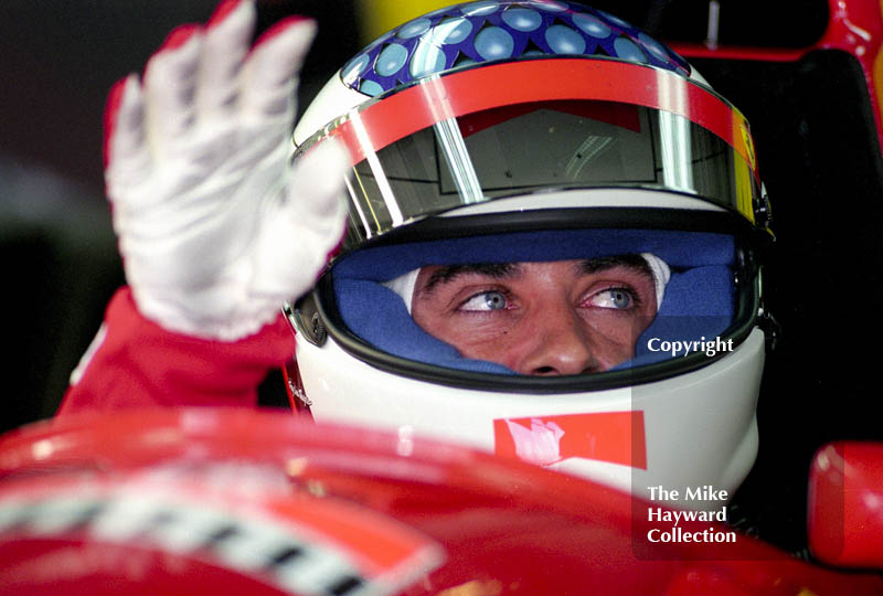 Jean Alesi, Ferrari 412T2, Silverstone, British Grand Prix 1995.
