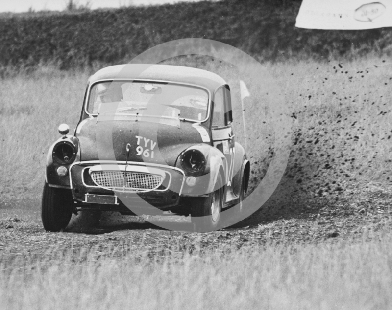 B Morcroft, Morris Minor (reg no TYV 961), Express & Star National Autocross, Pattingham, South Staffordshire, 1968.