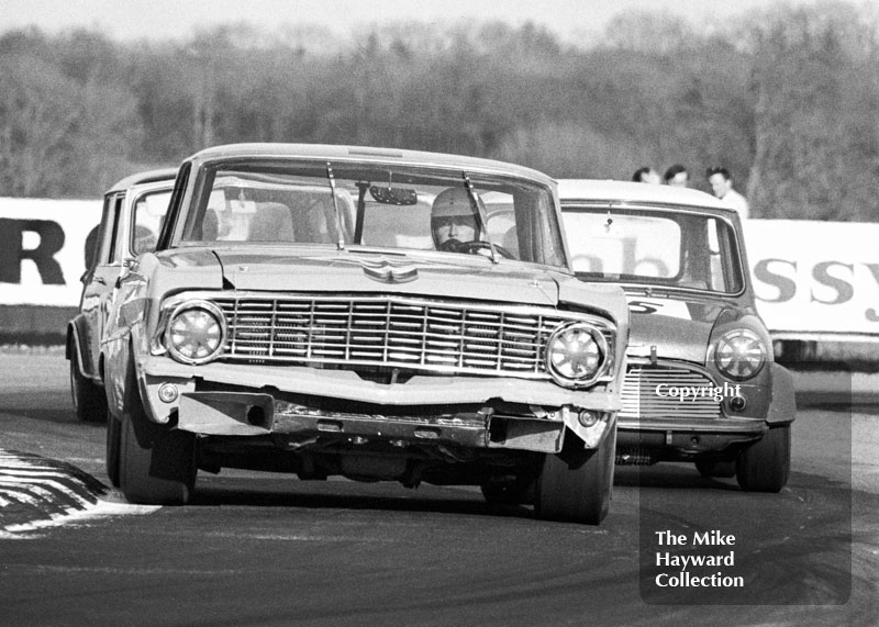 Martin Birrane, Ford Falcon, Thruxton Easter Monday meeting 1969.
