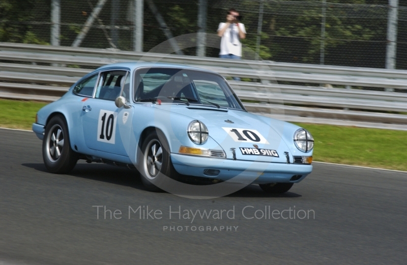 Robert Barrie, Porsche 911S, reg no HMB 911G, HSCC Classic Sports Cars, Oulton Park Gold Cup, 2002