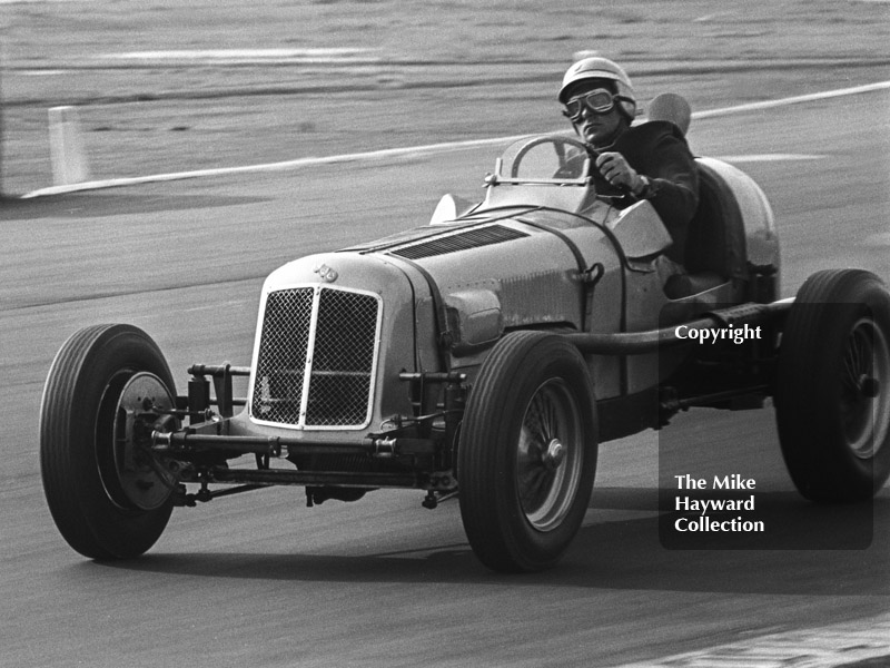 Martin Morris, ERA R11B, AMOC Historic Race, Martini Trophy meeting, Silverstone, 1970
