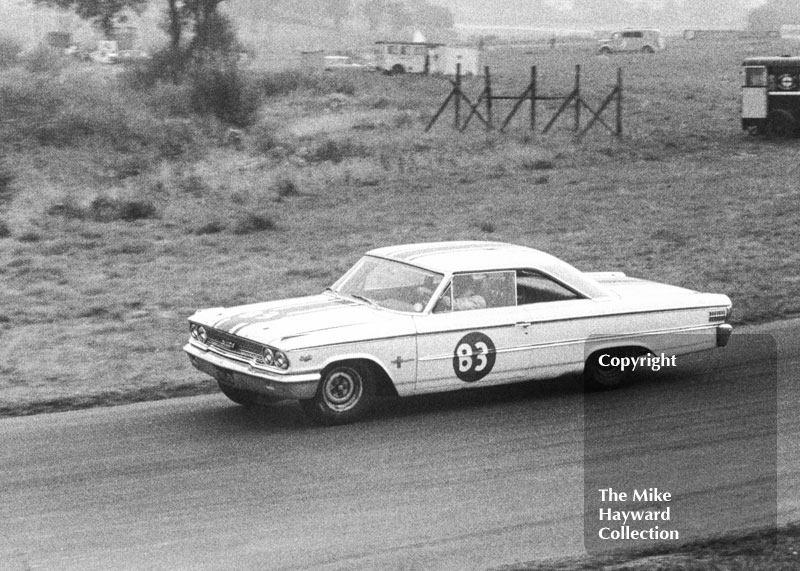 Graham Hill, Willment Ford Galaxie, Oulton Park, Gold Cup meeting 1963.
