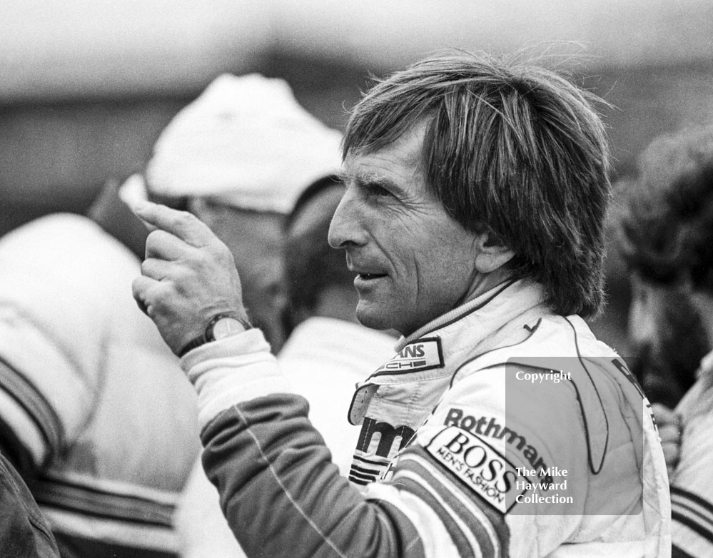Derek Bell, Rothmans Porsche, makes a point on the grid, World Endurance Championship, 1985&nbsp;Grand Prix International 1000km meeting, Silverstone.
