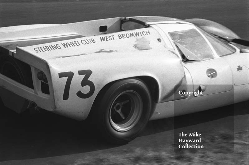 Brian Redman, Steering Wheel Club West Bromwich Lola T70, Oulton Park, Spring Cup 1968.
