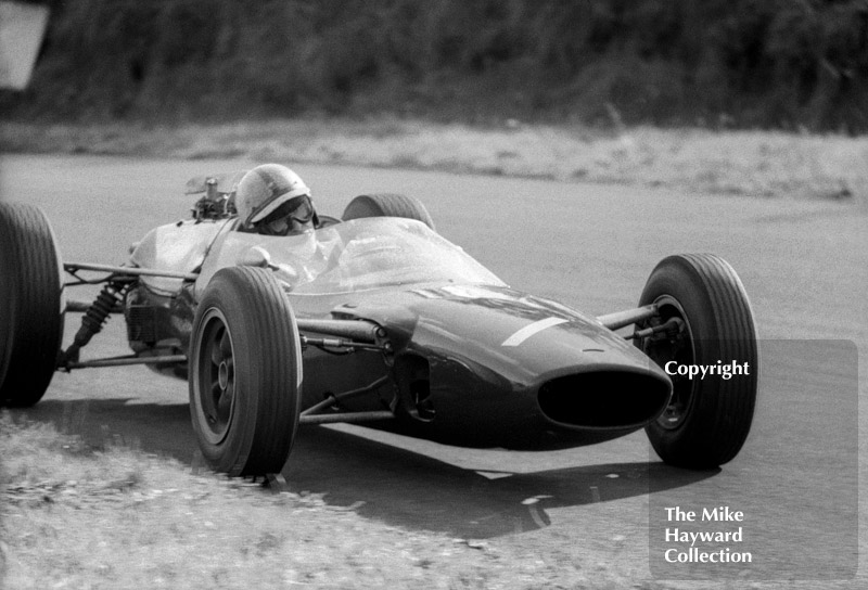 John Surtees at Knickerbrook in his Midland Racing Partnership Lola T60 Cosworth, Oulton Park Gold Cup, 1965
