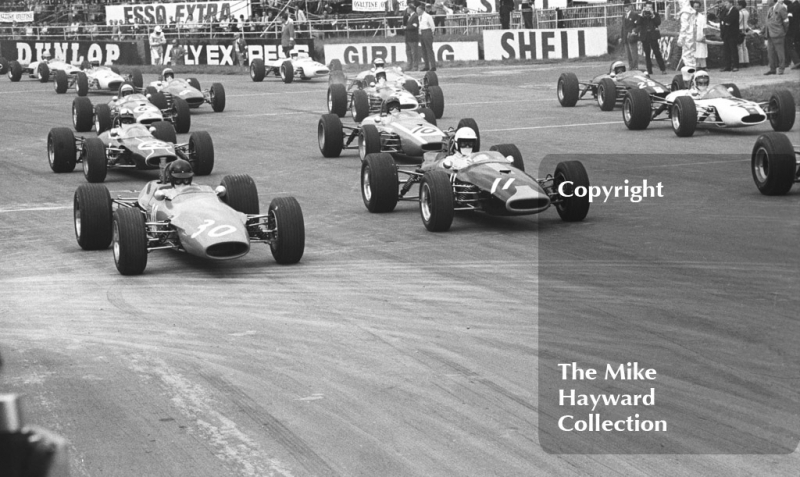 Roy Pike, Titan Mk 1; Chris Williams, Brabham BT21; Charles Lucas, Lotus 41; Peter Gethin, Brabham BT21; John Miles, Lotus 41; and Derek Bell, Brabham BT21; Silverstone, British Grand Prix meeting 1967.
