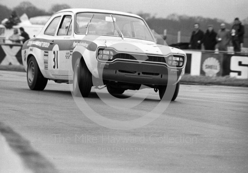 Mike Crabtree, Willment Ford Escort, Silverstone International Trophy meeting 1969.
