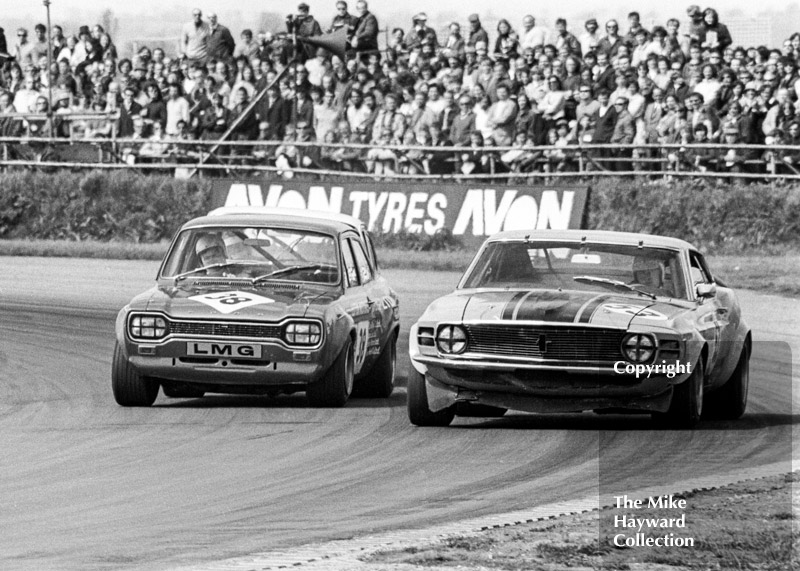 Rod Mansfield, Luton Motors Ford Escort RS1600, and Martin Birrane, Ford Mustang, GKN Transmissions Trophy, International Trophy meeting, Silverstone, 1971.
