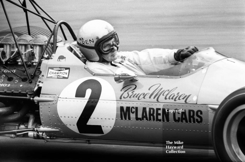 Bruce McLaren, McLaren Ford V8 M7A, Druids Hairpin, Brands Hatch, 1968 British Grand Prix.
