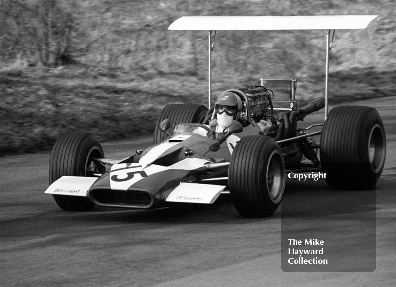 David Hobbs, TS Research and Development Surtees TS5/003 Chevrolet V8 - fastest in practice, 2nd in race - at Deer Leap, F5000 Guards Trophy, Oulton Park, April 1969.
