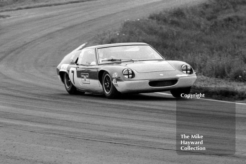 John Miles, Lotus 47, 1968 Tourist Trophy, Oulton Park.
