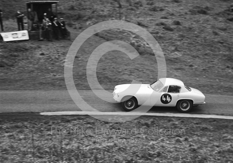 L Bradford (my dentist at the time!), Lotus Elite, Loton Park 1964