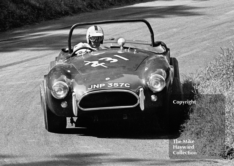 M Maycroft, AC Cobra 4.7, reg no JNP 357C, MAC Shelsley Walsh Hill Climb, June 1968