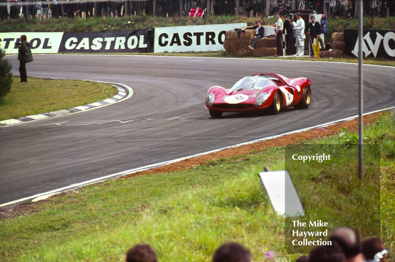 Jonathan Williams/Paul Hawkins, Ferrari 330P4, Brands Hatch, BOAC 500, 1967.
