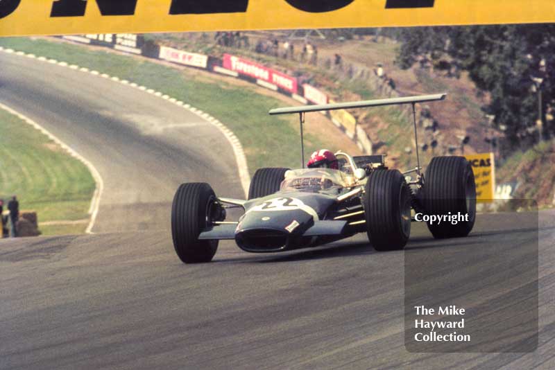 Jo Siffert, Rob Walker Lotus Cosworth V8 49B R7, 1968 British Grand Prix, Brands Hatch.
