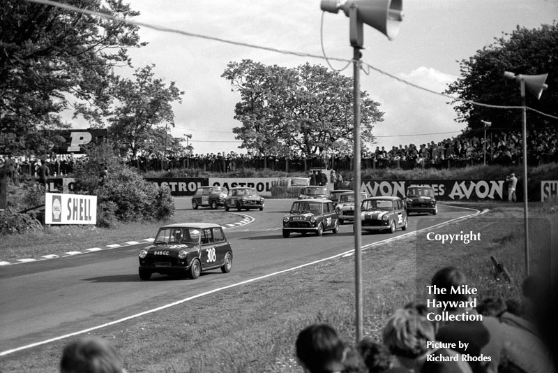 Minis, Brands Hatch, 28 May 1967.
