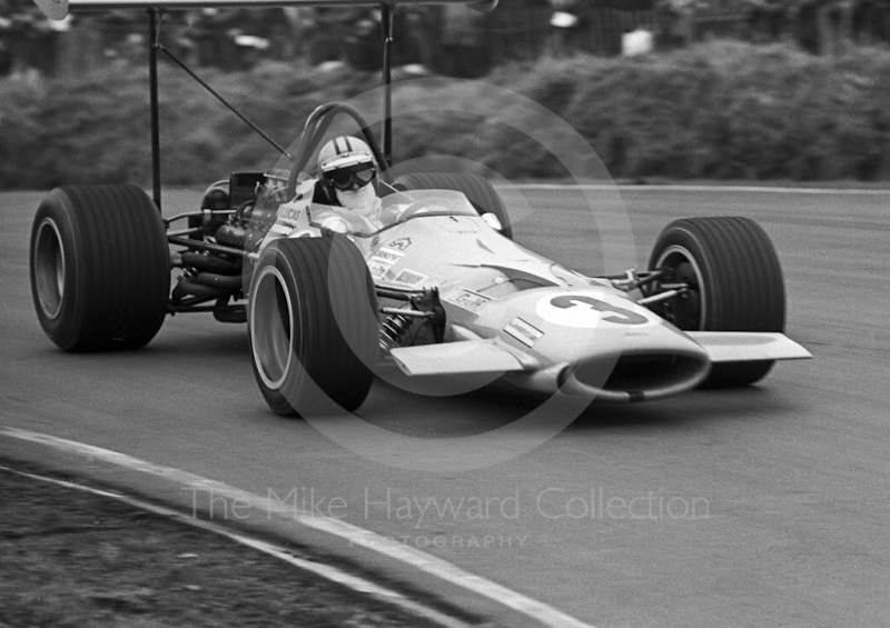 Denny Hulme, McLaren M7A, V8, Brands Hatch, 1969 Race of Champions.
