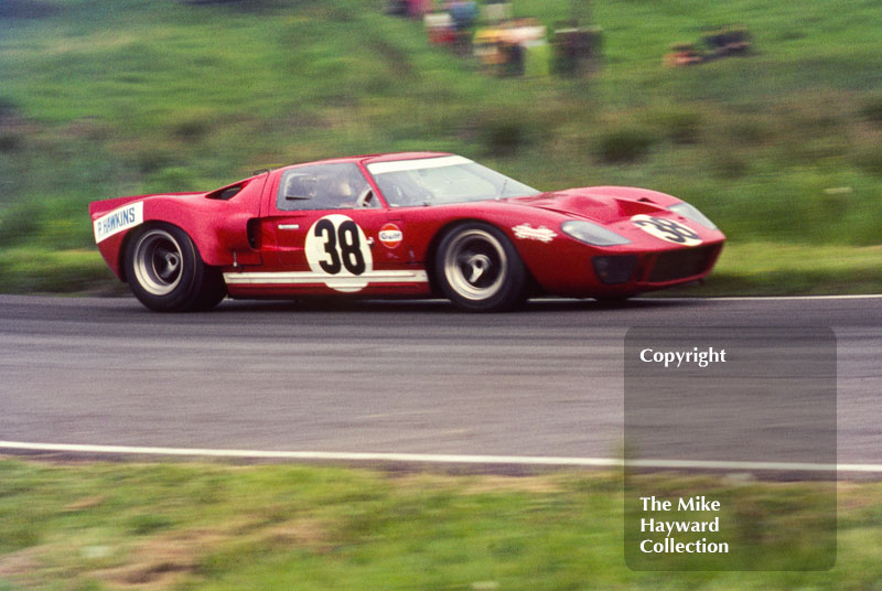 Paul Hawkins, Ford GT40, Oulton Park, Tourist Trophy 1968.
