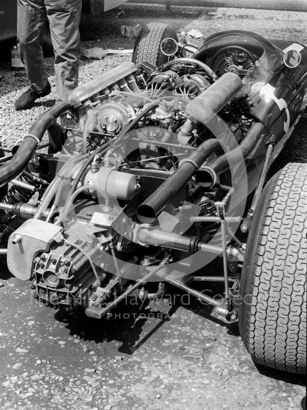 Cooper Maserati V12 T81 of Richie Ginther, Silverstone International Trophy, 1966.
