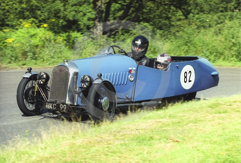 Sue Darbyshire and George Darwyn, Morgan F4, Hagley and District Light Car Club meeting, Loton Park Hill Climb, July 2000.