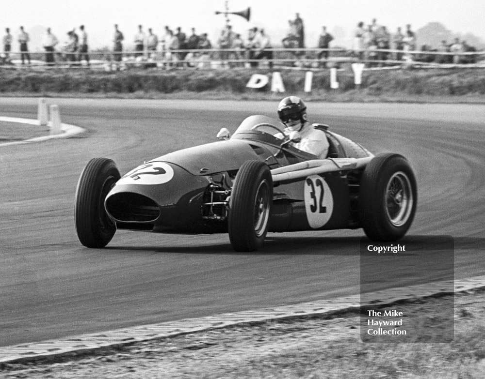 Colin Crabbe, Maserati 250F, AMOC Historic Race, Martini Trophy meeting, Silverstone, 1970
