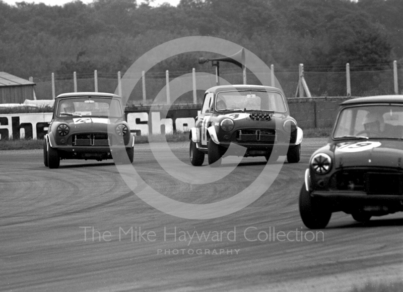 Harry Ratcliffe, British Vita Racing Mini Cooper S, and Alec Poole, Don Moore Mini Cooper S, at Becketts Corner, invitation race, Silverstone Martini International Trophy 1968.
