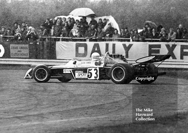Clive Santo, F5000 Surtees Chevrolet TS8B, spins in the snow at Silverstone, International Trophy 1973.
