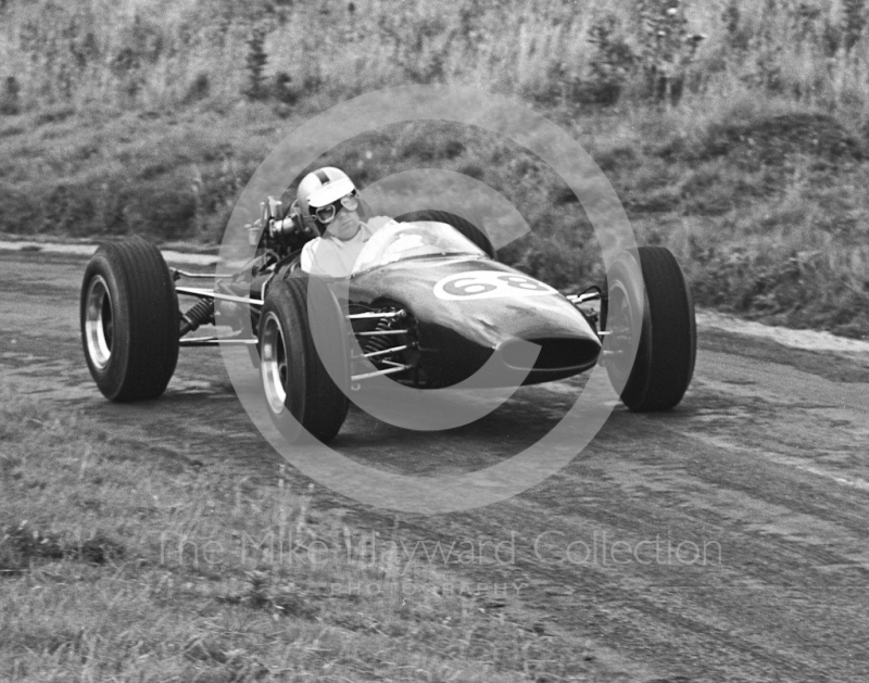 J Johnstone, Brabham BT15, Loton Park Hill Climb, September 1968.