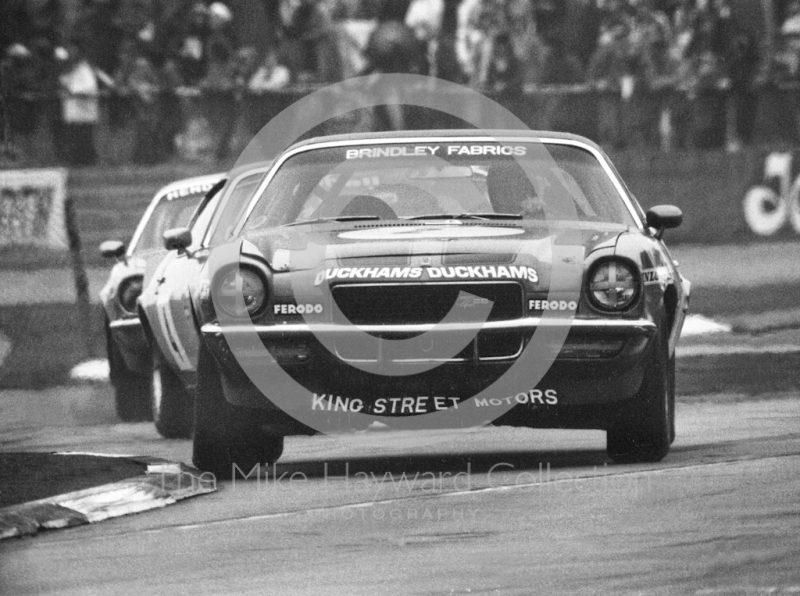 John Brindley, Chevrolet Camaro, Britax Production Saloon Car Race, European F2 Championship meeting, Silverstone 1975.
