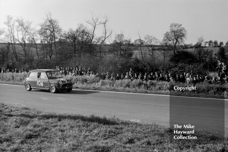 Harry Ratcliffe, Mini Cooper S, 1964 Molyslip Trophy, Mallory Park.
