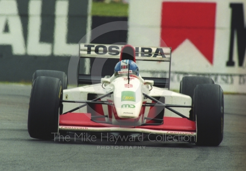 Derek Warwick, Footwork Mugen Honda FA14, during the 1993 British Grand Prix at Silverstone.
