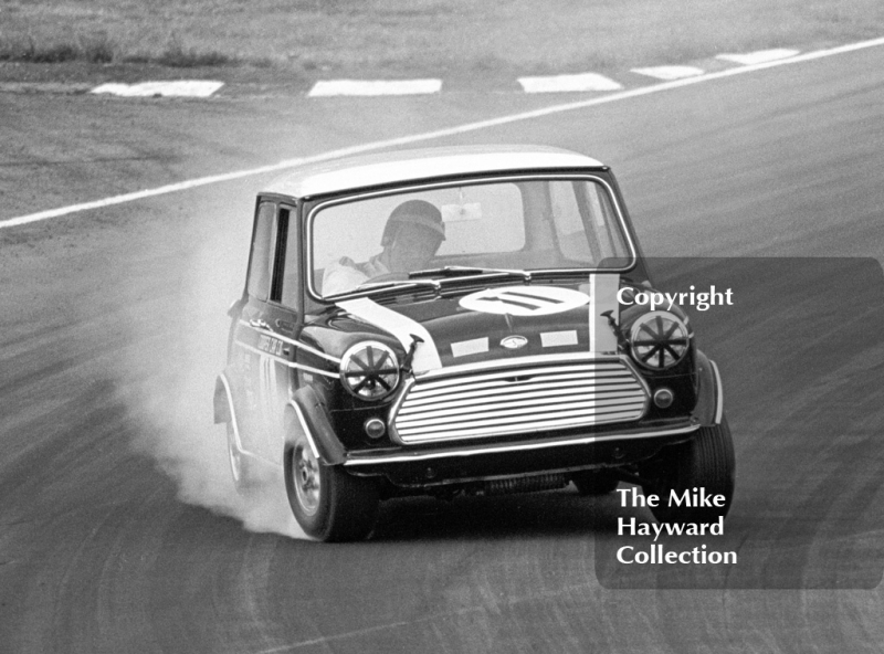 John Rhodes, Cooper Car Company Mini Cooper S, Brands Hatch, Grand Prix meeting 1968.
