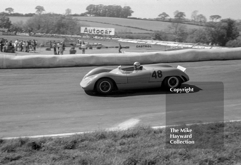 Hugh Dibley, Brabham Climax, Guards Trophy, Mallory Park, 1964.
