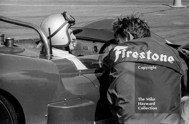 Bruce McLaren, McLaren Elva Oldsmobile, Silverstone International Trophy meeting 1966.

