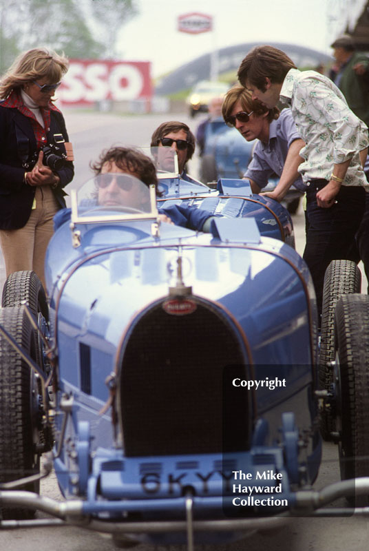 Nick Mason, Bugatti Type 35B (6KYY), Joel Finn, Bugatti Type 35B, May 1980, VSCC meeting, Donington Park.
