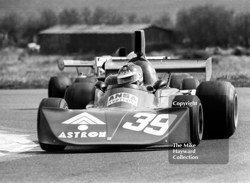 Diulio&nbsp;Truffo, Osella Squandra Corse FA2 BMW M12/Neerpasch, Wella European Formula Two Championship, Thruxton, 1975
