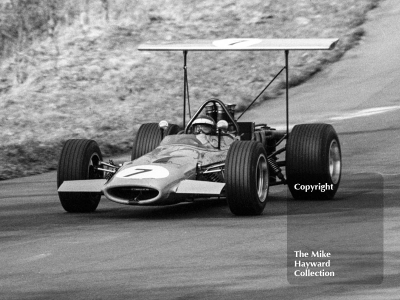 Peter Gethin, Church Farm Racing McLaren M10A/1 Chevrolet V8, winner of the Guards F5000 Championship round, Oulton Park, April 1969.
