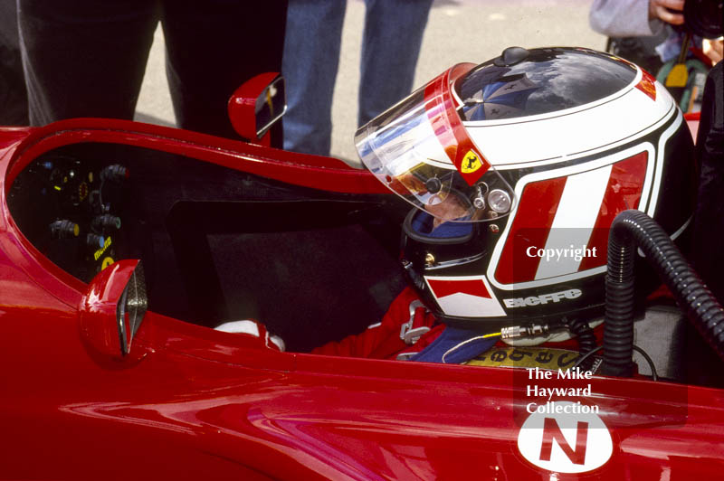 Gerhard Berger waiting in the pit lane, Ferrari 412T2, Silverstone, 1995 British Grand Prix.
